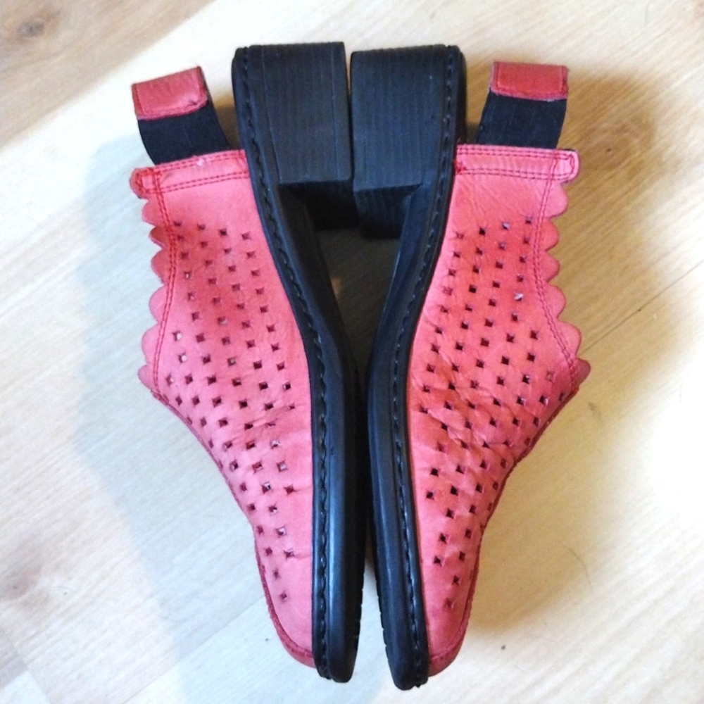 $5 Deal Eric Michael Irene slingback mules - Picture 3 of 6